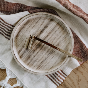Sweet_Water_Decor_Gold_Snuffer_Display